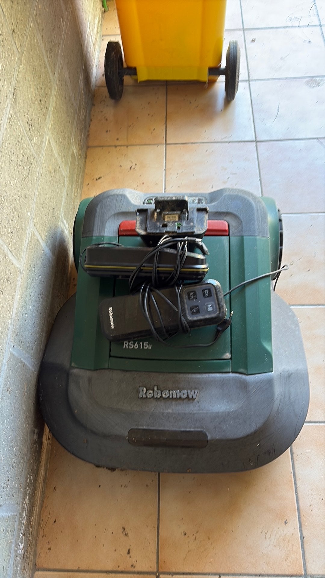 Robomow RS615u, Enlèvement, Utilisé, Avec capteur de pluie