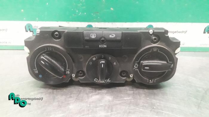 Kachel Bedieningspaneel van een Volkswagen Touran (Touran 03, Gebruikt, -, Volkswagen, -