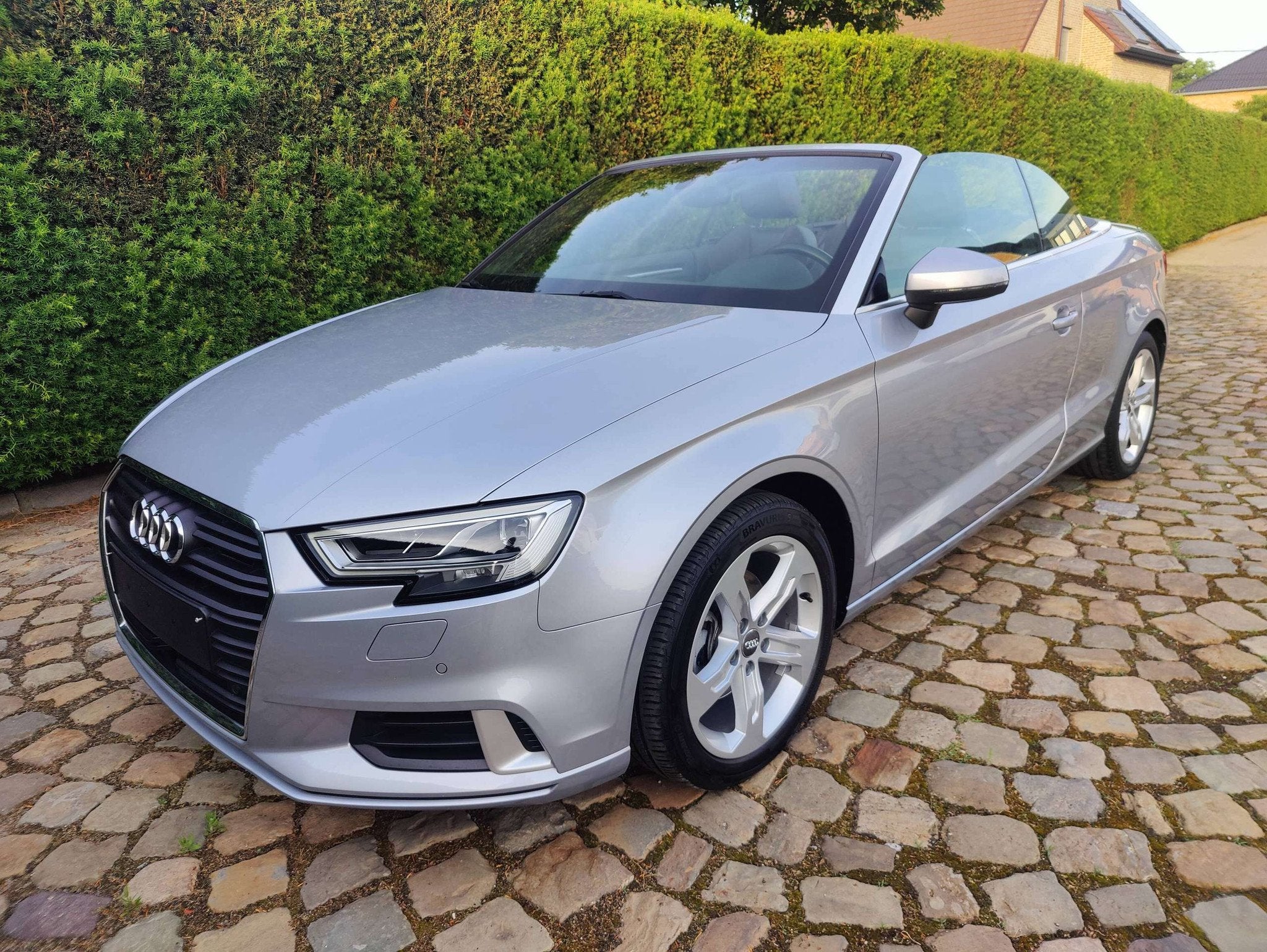 Audi A3 A3 Cabriolet 1.5 TFSI ACT Sport S tronic Alacantara, Argent ou Gris, Achat, Entreprise, Cabriolet