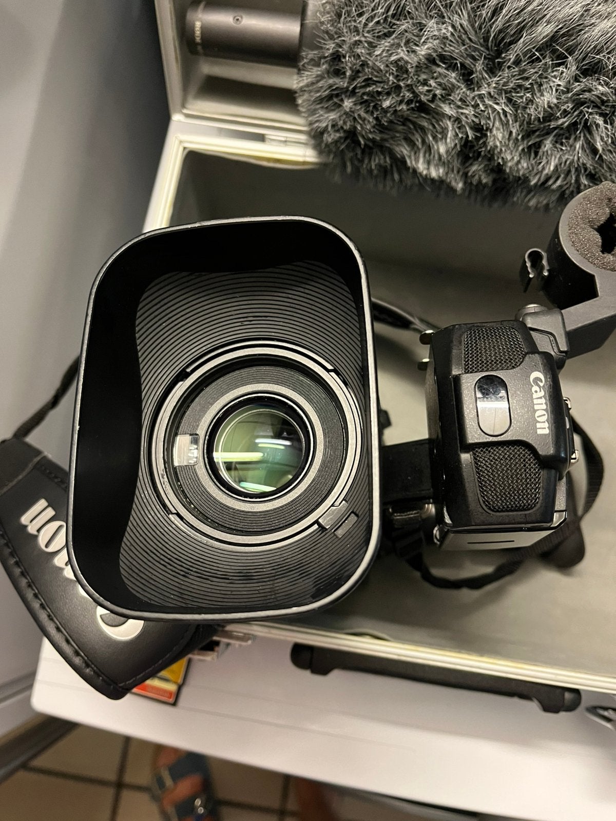 Camera canon xf100 en rode ngt1, Ophalen of Verzenden, Zo goed als nieuw, Camera, Canon