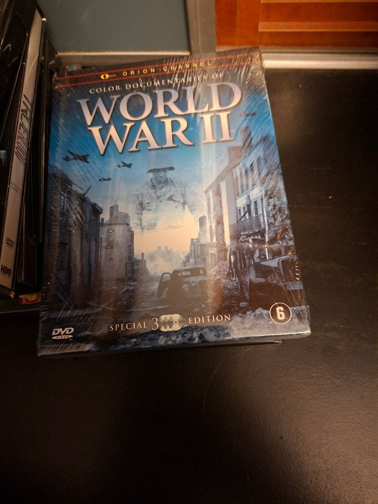 dvd - world war 2 - 3 dvd - sealed - doos 3, Engels, Vanaf 16 jaar, Oorlog of Misdaad, Nederlands