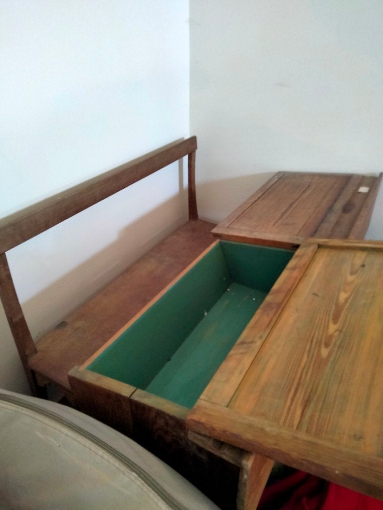 Banc d'écolier, Enlèvement