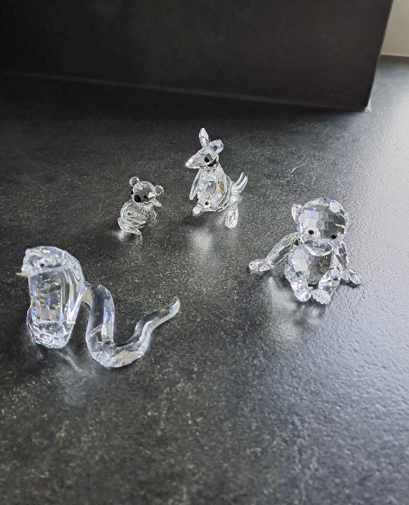 Swarovski, Verzamelen, Ophalen