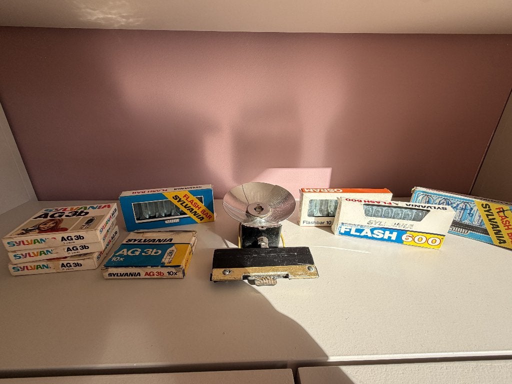 Vintage Polaroid / Sylvania flashbars en flitslampjes, Enlèvement, Utilisé, Polaroid, Polaroid