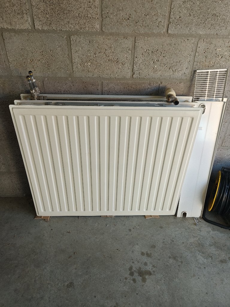 Radiator, Ophalen, 30 tot 80 cm, Radiator, Zo goed als nieuw