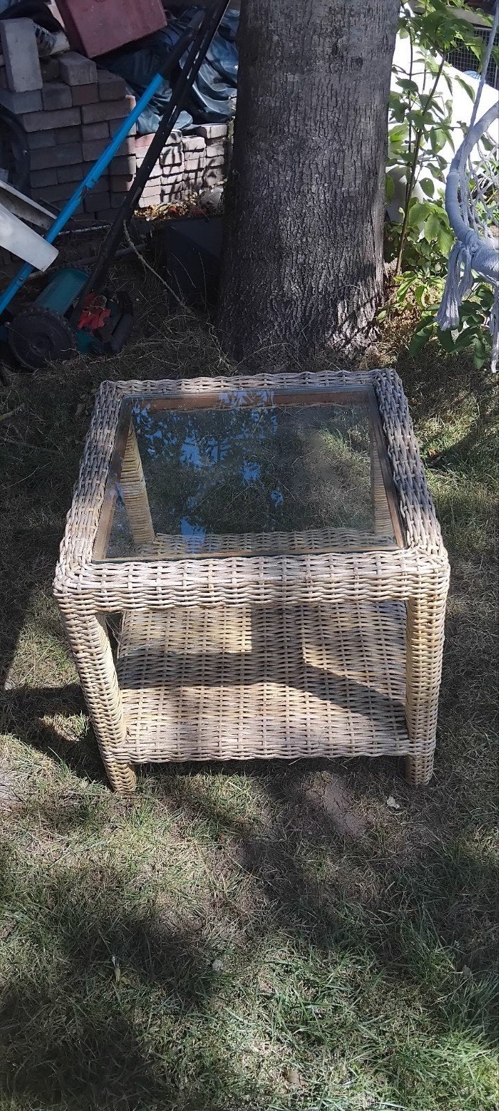 salon tafel voor buiten, Ophalen