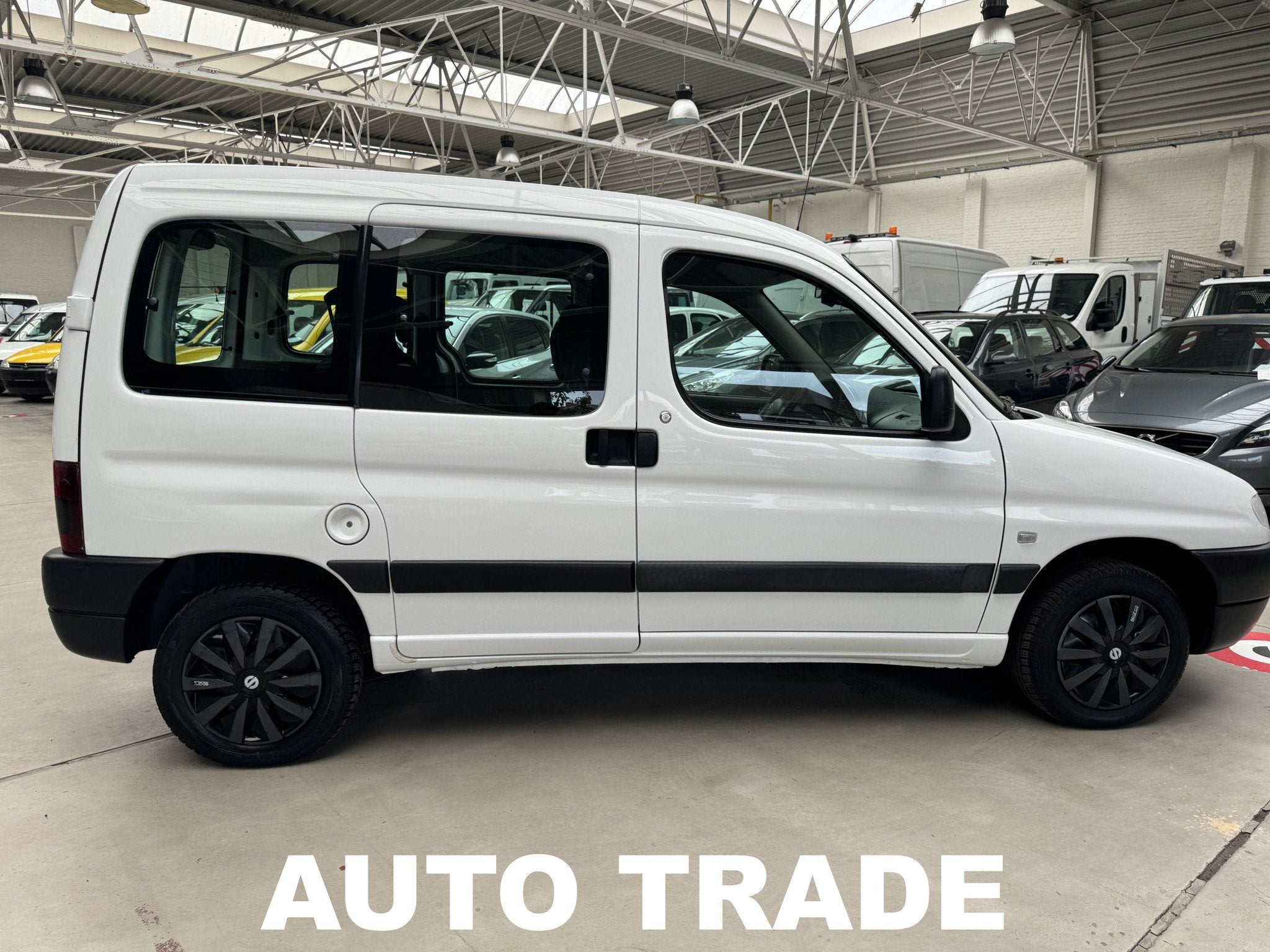 Peugeot Partner 1.4 Benzine | LEZ OK | Garantie | Trekhaak |, Autos, Achat, Entreprise, Boîte manuelle, Bleu