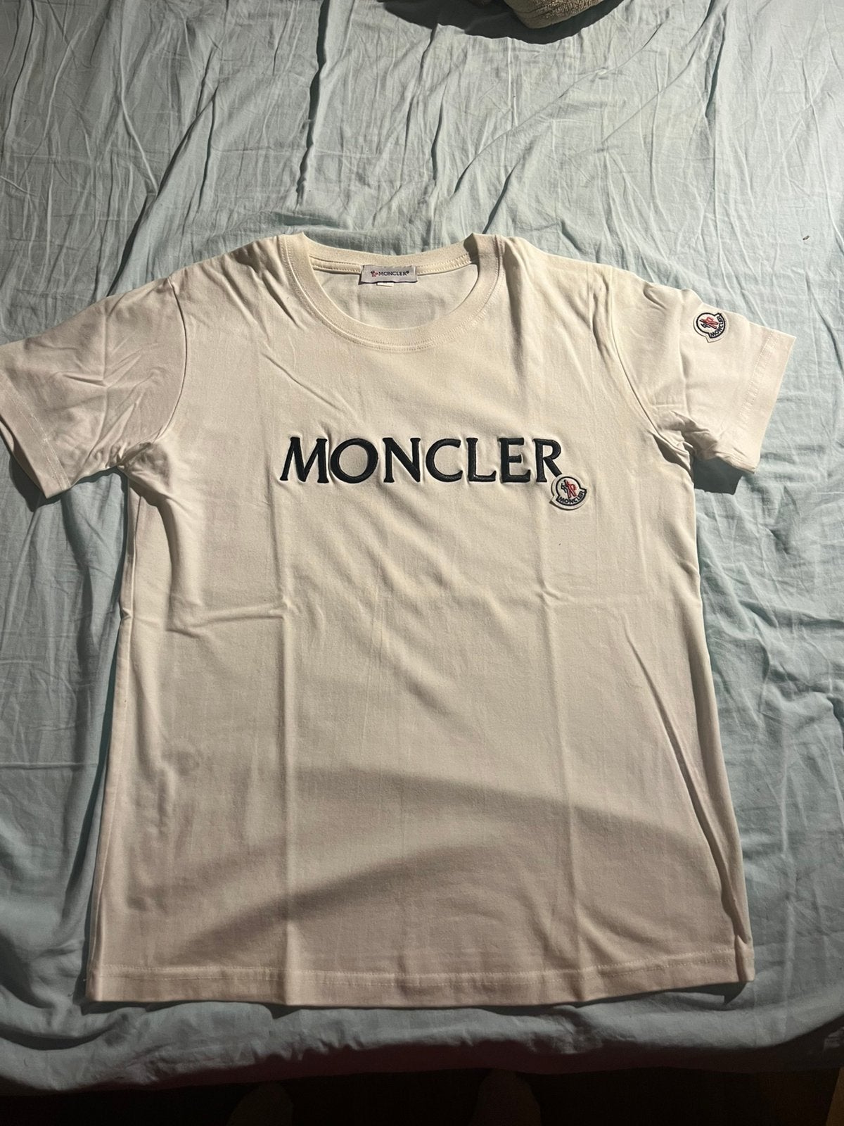 Moncler T-shirt medium, Ophalen of Verzenden, Zo goed als nieuw