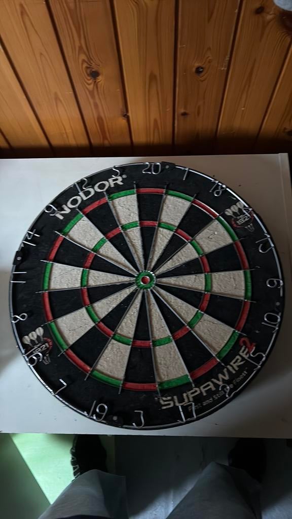 Dartsbord, Sport en Fitness, Darts, Ophalen, Zo goed als nieuw