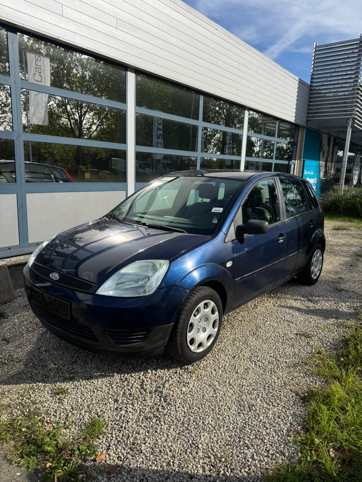 Ford fiesta benzine met keuring verkoop en garantie, Auto's, https://public.car-pass.be/verify/3672-2076-7787#, 4 deurs, Stof