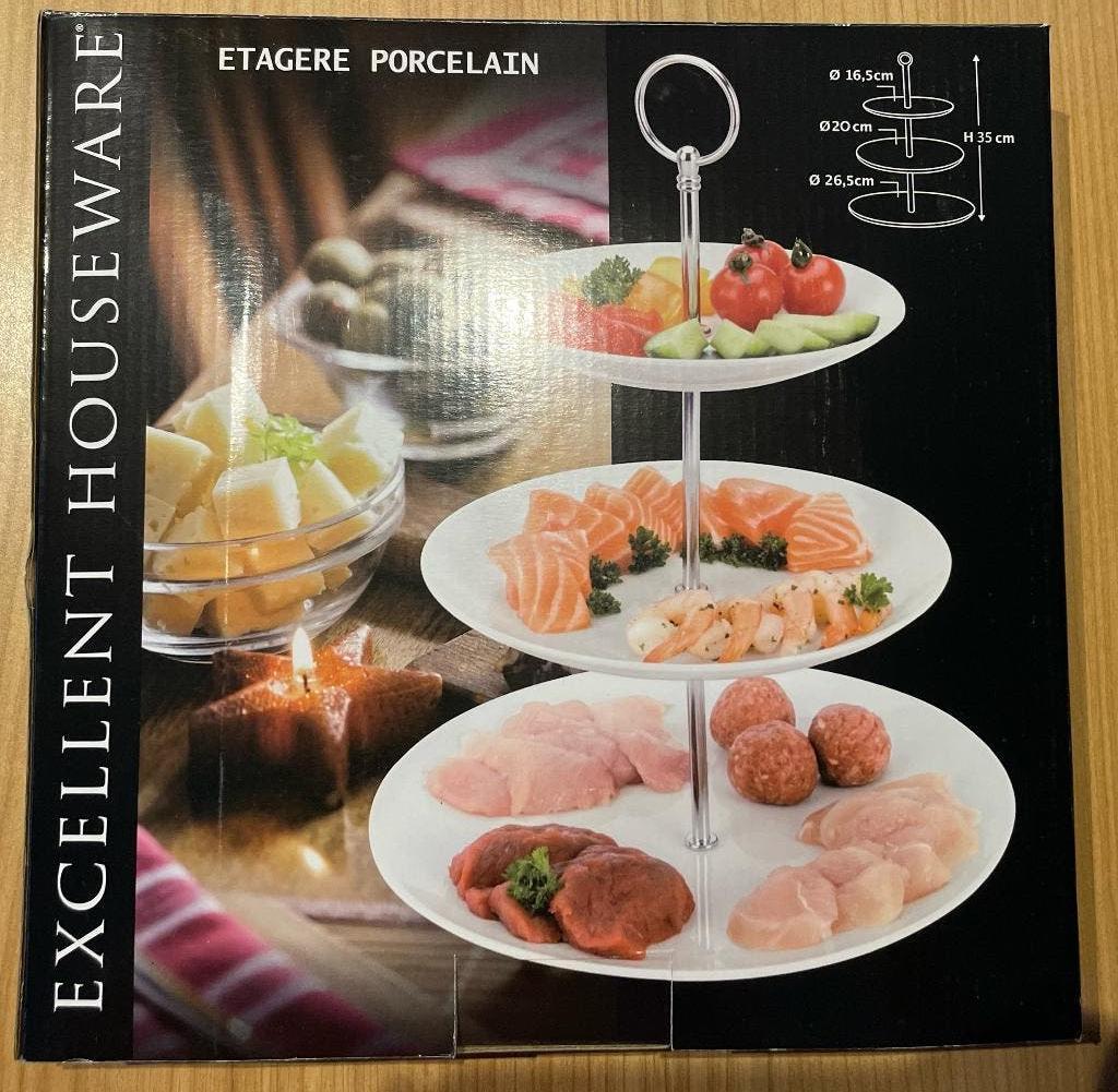 Excellent houseware porcelaine serveertoren - 3 lagen, Huis en Inrichting, Keuken | Servies, Ophalen, Zo goed als nieuw, Porselein