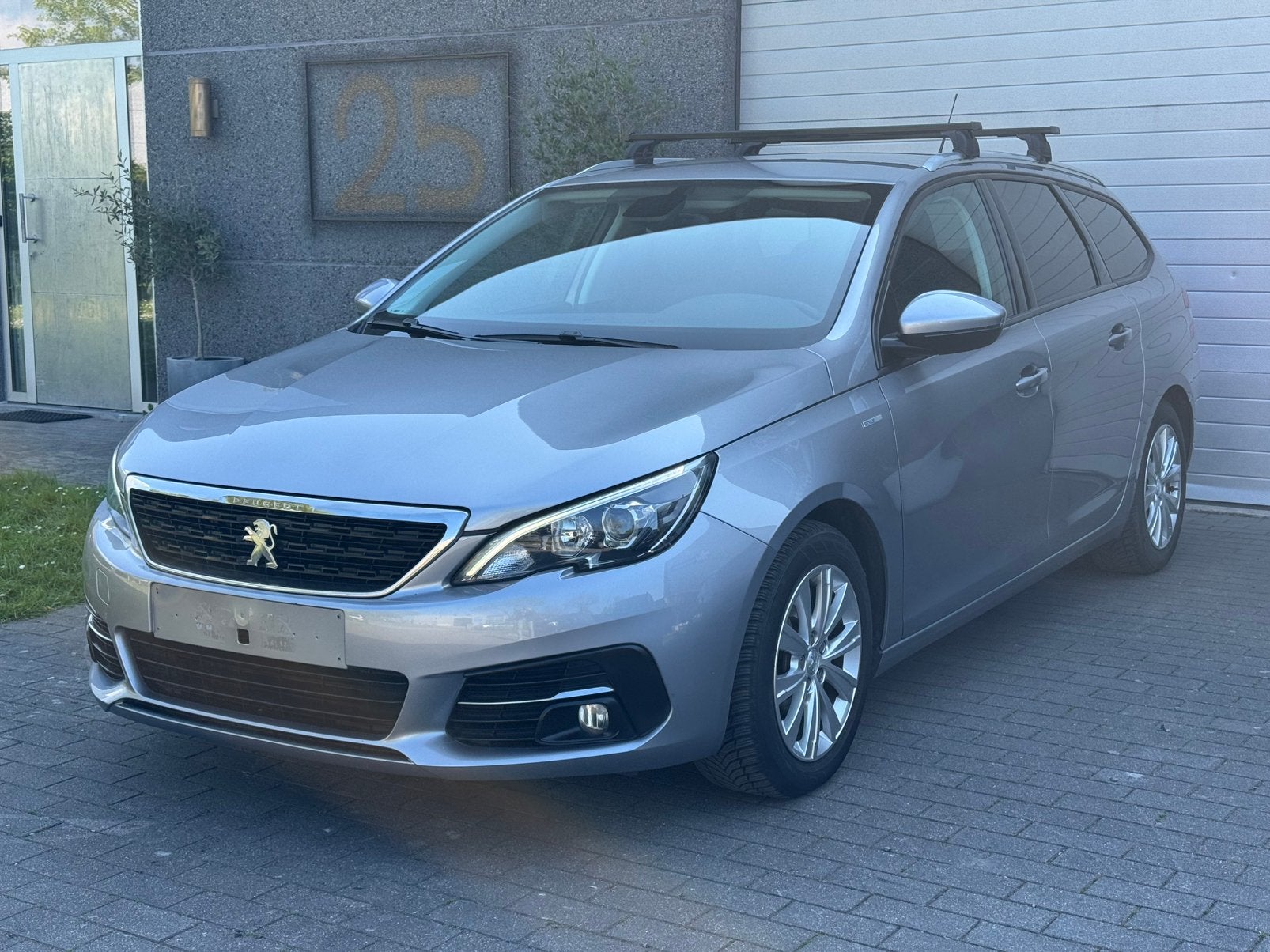 Peugeot 308 SW/Style | 2019 | Essence | CarPlay | 1ere Prop., Autos, Achat, Euro 6, Entreprise, Tissu