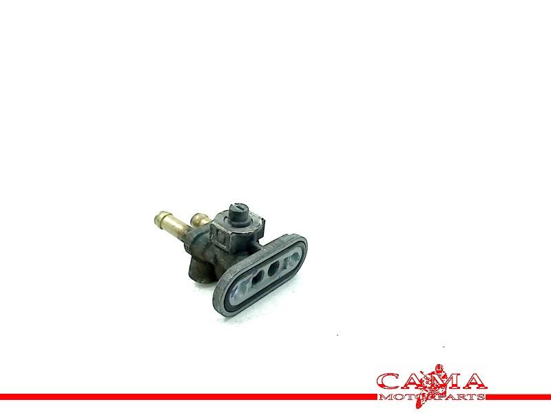 BENZINE KRAAN Suzuki GS 500 E 1989-2003 (GS500E), Motoren, Dhr. S. di Majo, Gebruikt, Info@cama-motorparts.nl, P.J. Troelstraweg 8 8
3144 CX  MAASSLUIS, NL