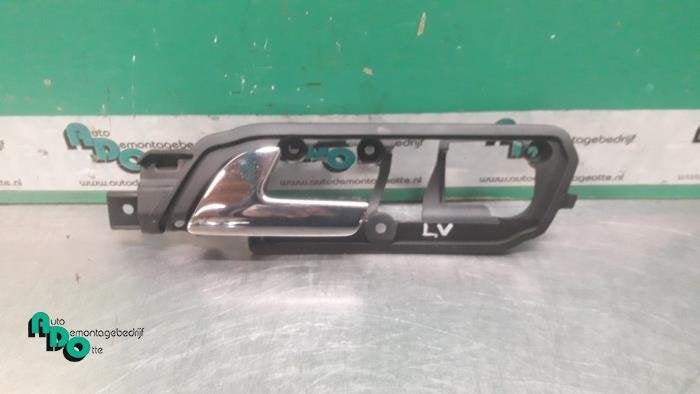 Poignée portière 2portes gauche d'un Volkswagen Polo (Polo, Volkswagen, -, 3 mois de garantie, Utilisé