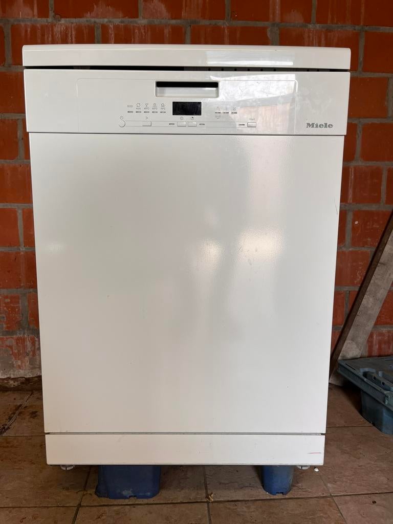 Vaatwasser Miele G5000SC BW, Elektronische apparatuur, Vaatwasmachines, Ophalen, Zo goed als nieuw