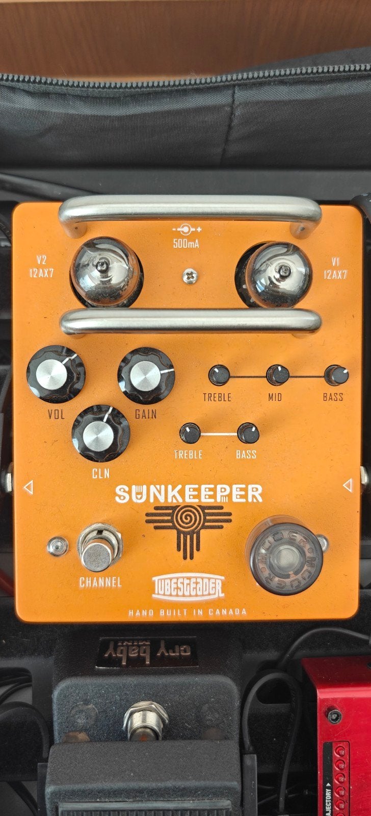 Pédale Préampli à Lampes Tubesteader Sunkeeper, Musique & Instruments, Effets, Volume