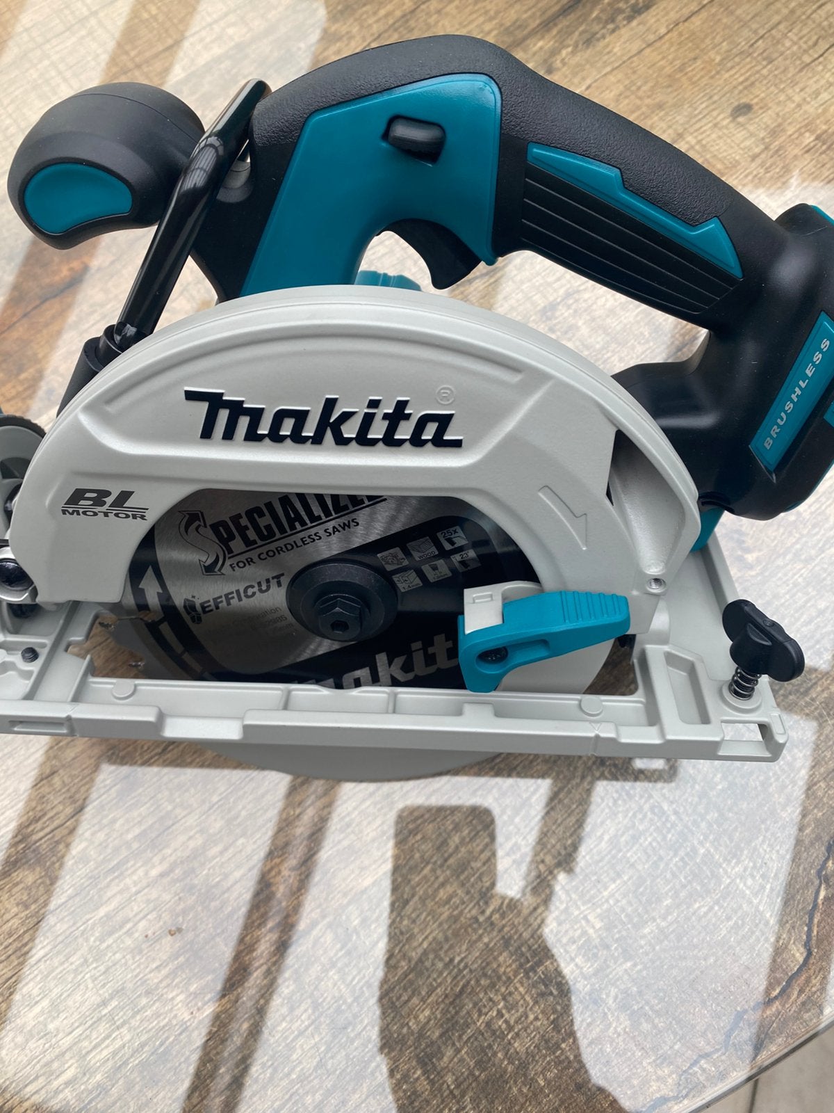 Makita, Bricolage & Construction, Enlèvement, Comme neuf, Scie circulaire