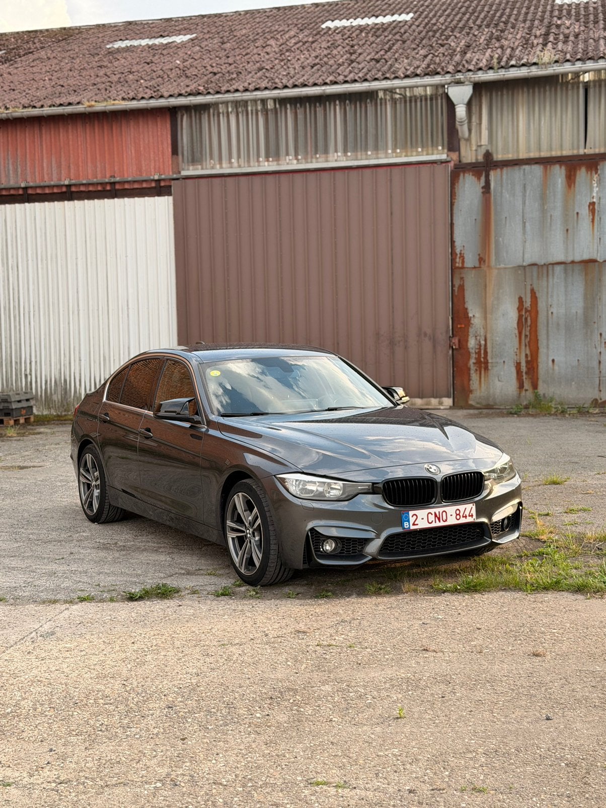 Te koop: Prachtige BMW 316d (F30) – M-Look uitgevoerd!, Autos, Cuir, Euro 5, Boîte manuelle, Noir
