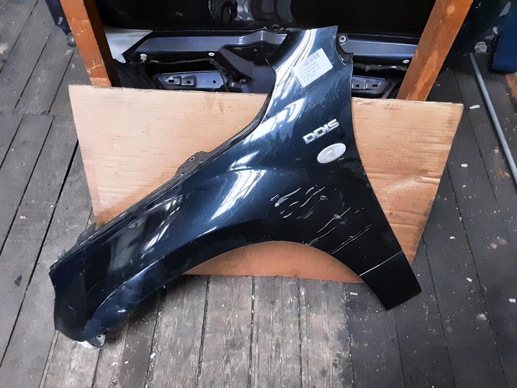 SPATBORD RECHTS VOOR Suzuki Grand Vitara II (JT), Auto-onderdelen, Gebruikt, Mevr. I. Hauben, Spatbord, Rue de l'Espoir 34 34
4030  GRIVEGNÉE, BE
