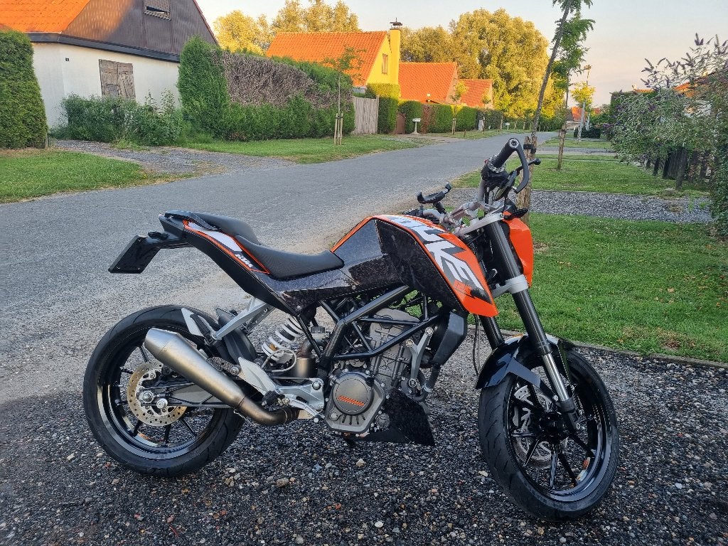 KTM Duke 125