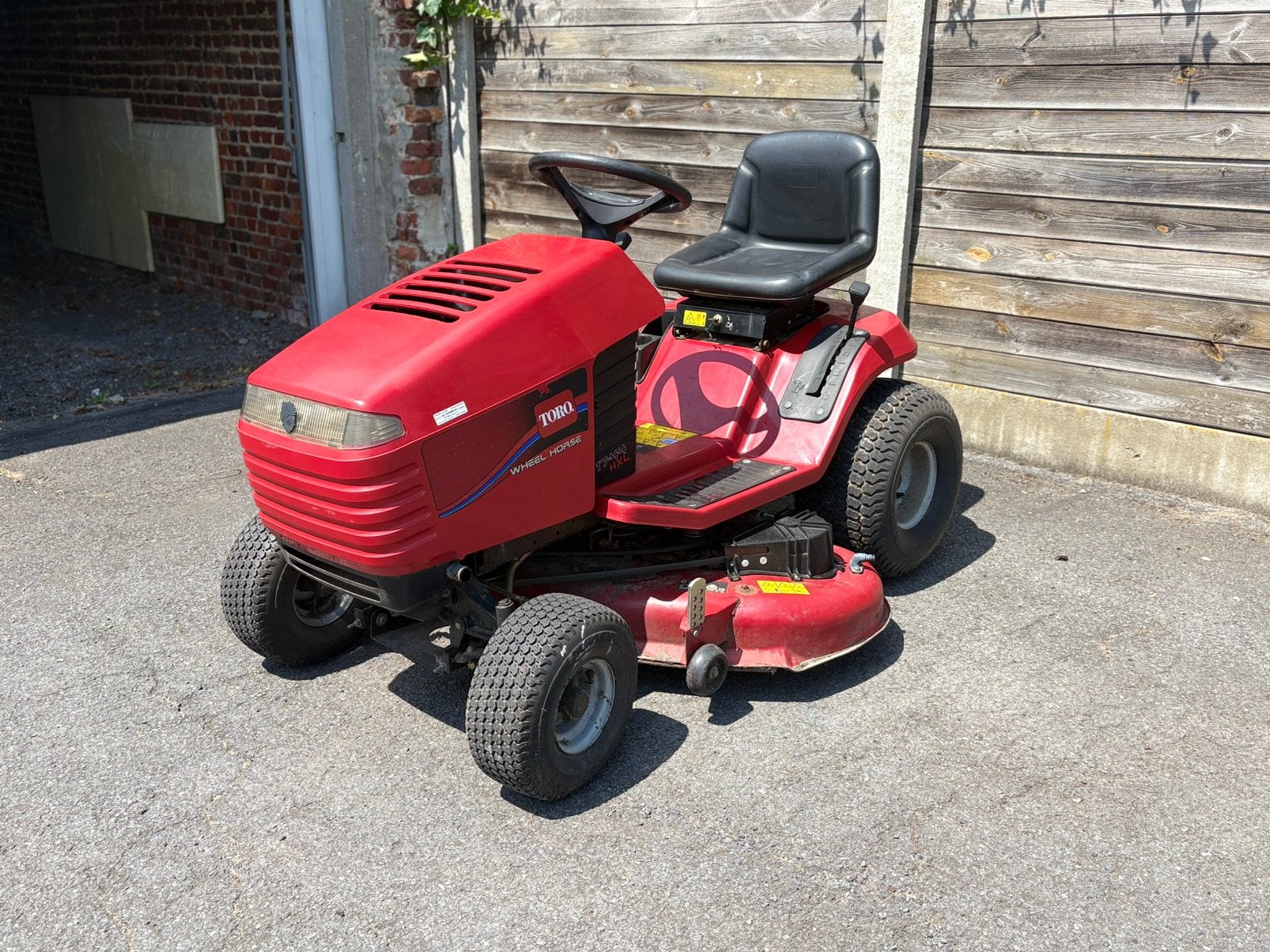 Toro zitmaaier 17-44 HXL, Ophalen, Zo goed als nieuw