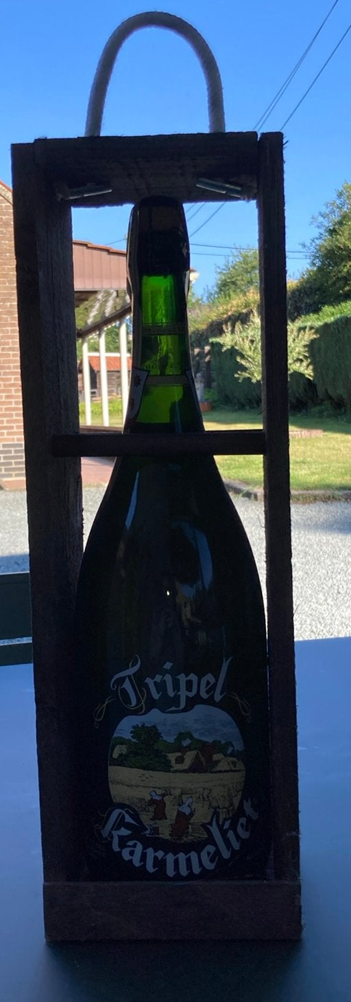 Fles Karmeliet in houten staander, Collections, Enlèvement, Neuf, Autres marques
