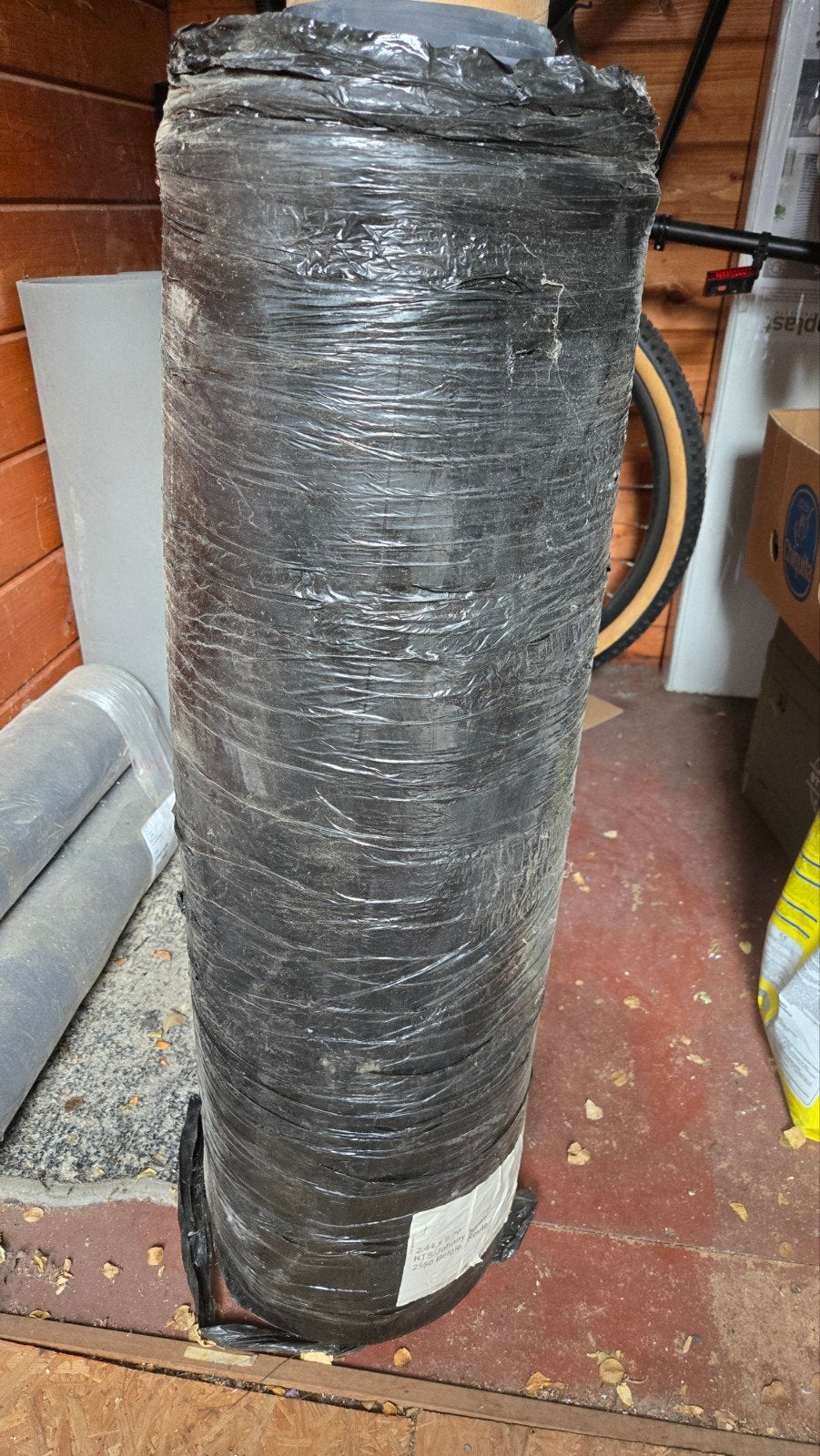 epdm tekoop, Ophalen, Zo goed als nieuw, Zwart, 15 m² of meer