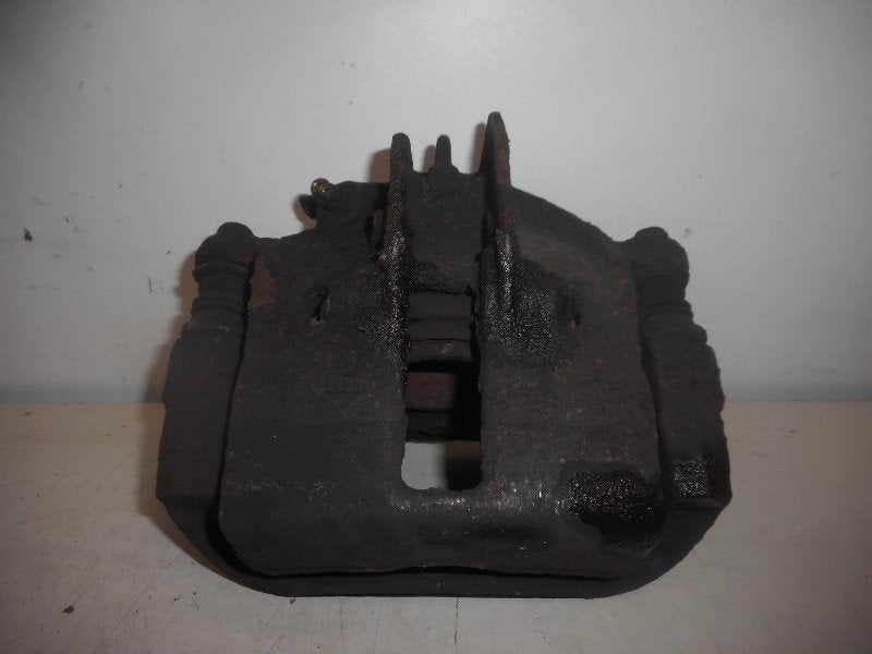REMKLAUW RECHTS VOOR Volvo S40 (VS) (01-1995/12-2004), Gebruikt, Info@volvocars.com, Volvo, Volvo Car Germany GmbH