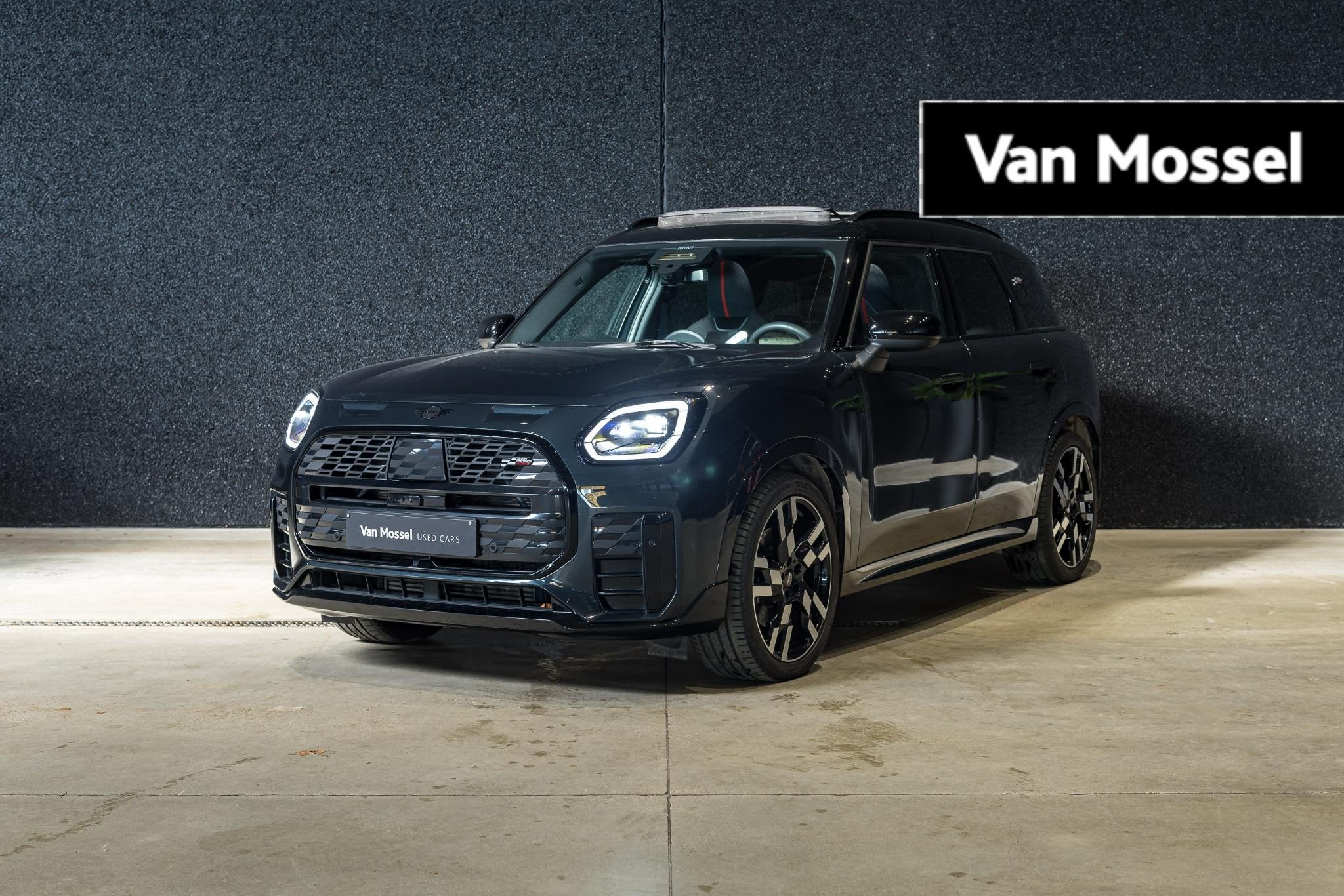MINI Countryman C JCW (automatique), Argent ou Gris, Achat, Carnet d'entretien, 5 portes