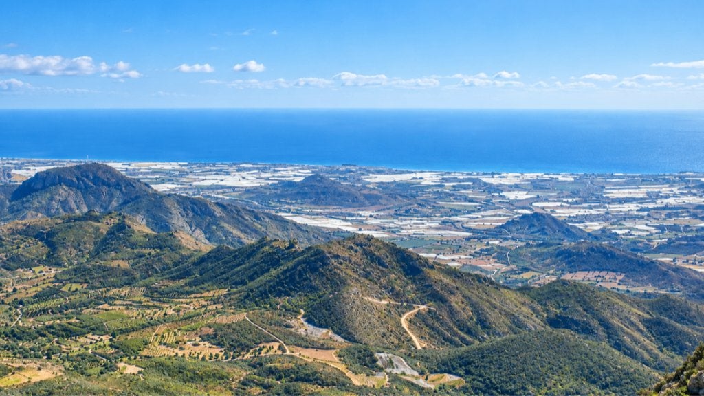 Uitzonderlijk landgoed van 270 ha aan de Spaanse kust, Overige soorten, 1500 m² of meer