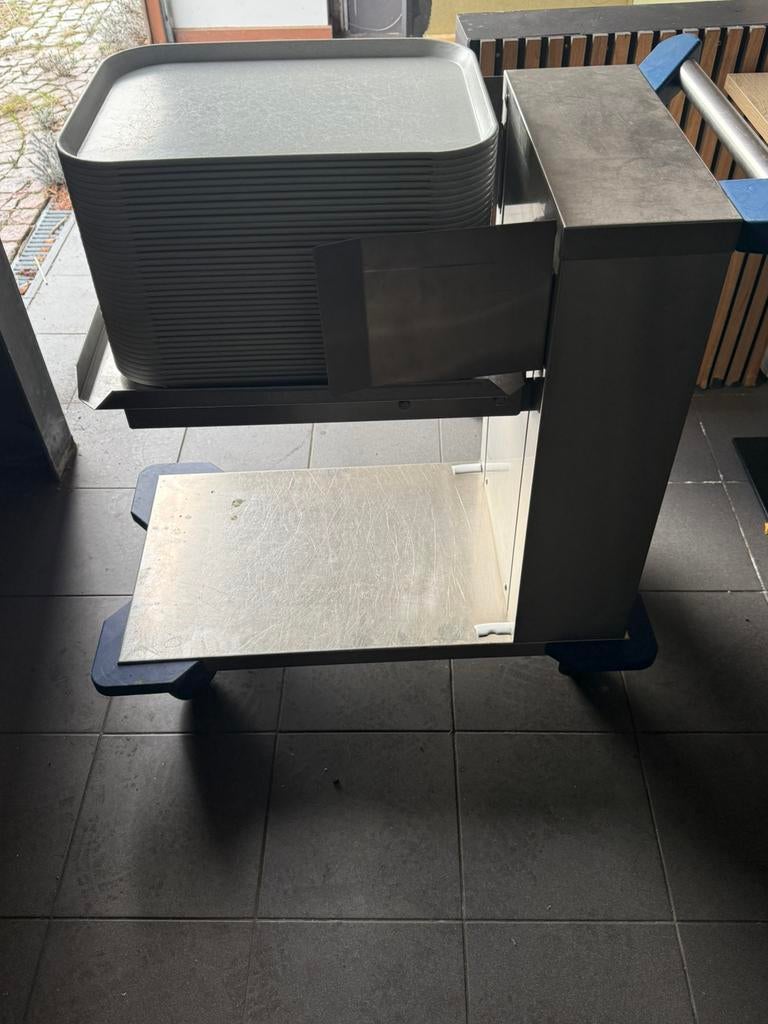 Dienbladen + Platenkar – Professioneel Horeca Materiaal, Ophalen