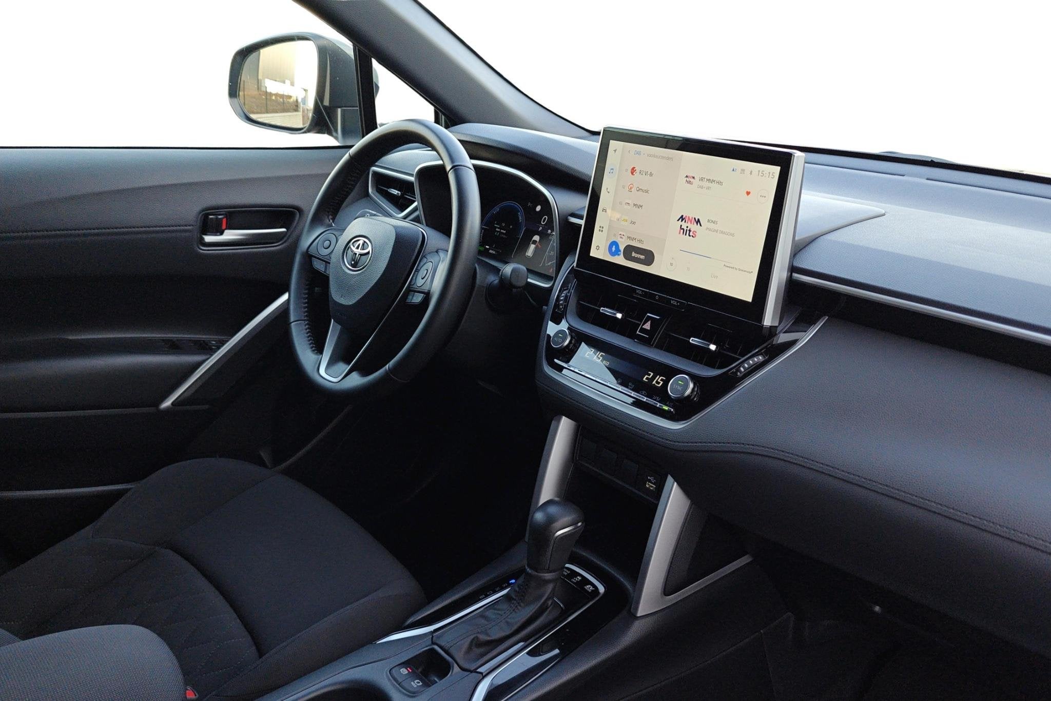 Toyota Corolla Cross 2.0 Hybrid Dynamic - incl 2 jaar KARE, Auto's, 197 pk, Gebruikt, 1435 kg, Automatische klimaatregeling