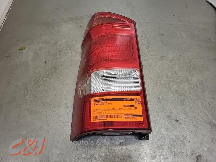 Achterlicht links van een Mercedes Vito, Gebruikt, -, Ophalen of Verzenden, -
