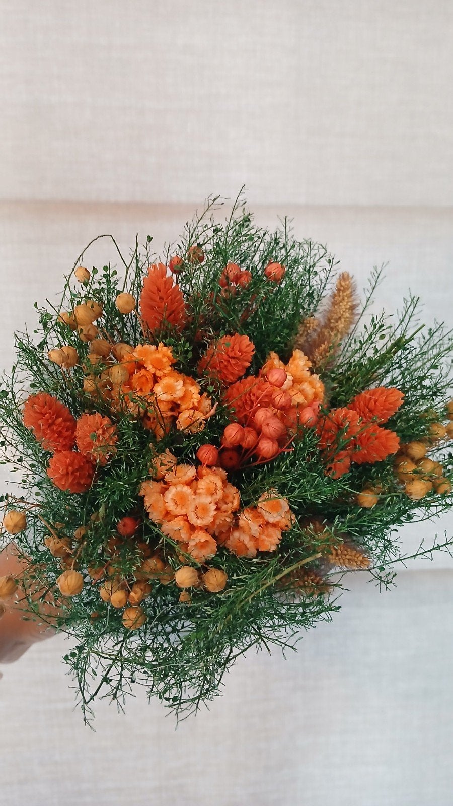 Stro bloemen oranje en groen, Huis en Inrichting, Woonaccessoires | Kransen, Ophalen