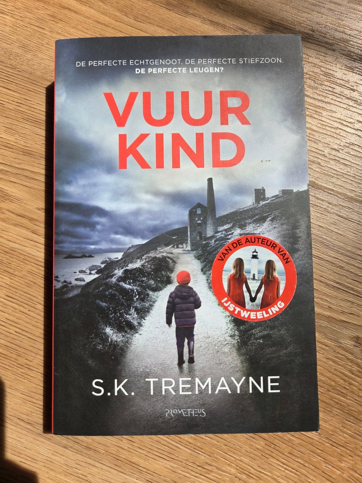 S.K. Tremayne - Vuurkind, Boeken, Ophalen of Verzenden