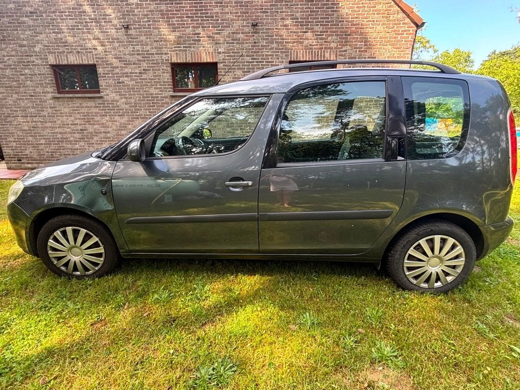 Skoda Roomster 1.4 TDI Diesel - 169.707 km, Autos, Skoda, Argent ou Gris, Achat, Boîte manuelle, Roomster
