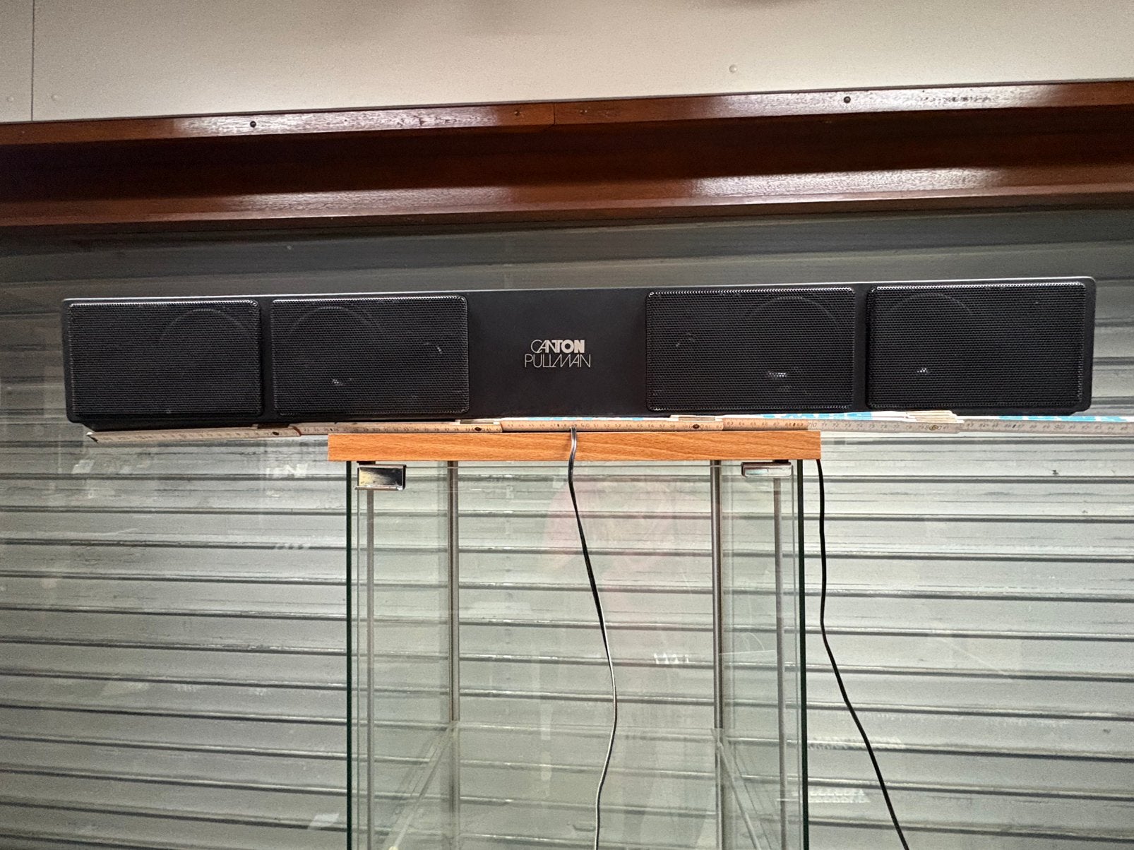 Barre de son / Haut-parleurs vintage CANTON PULLMAN - fin 80, TV, Hi-fi & Vidéo, Barres de son, Enlèvement ou Envoi, Utilisé
