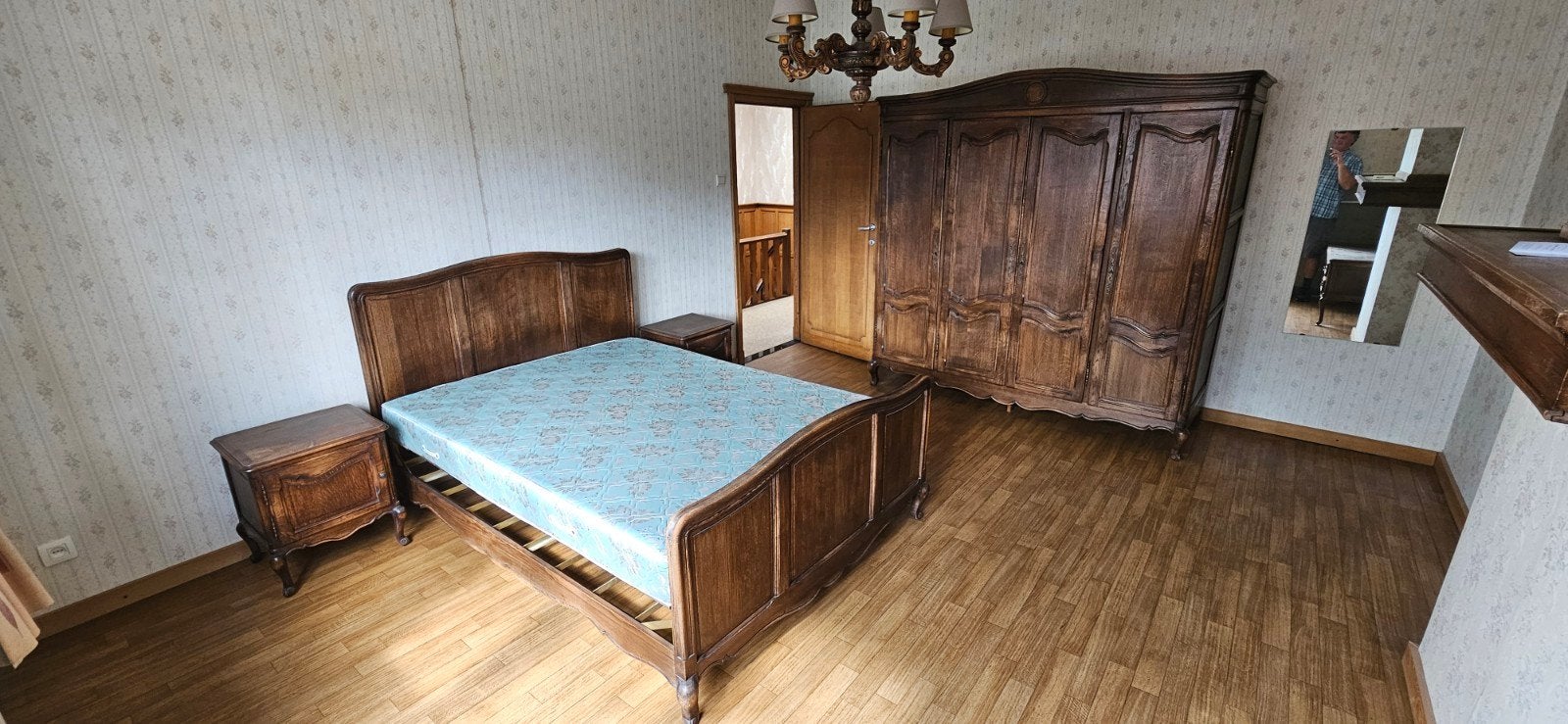 GRATIS mooie eiken slaapkamer, Huis en Inrichting, Slaapkamer | Complete slaapkamers, Ophalen