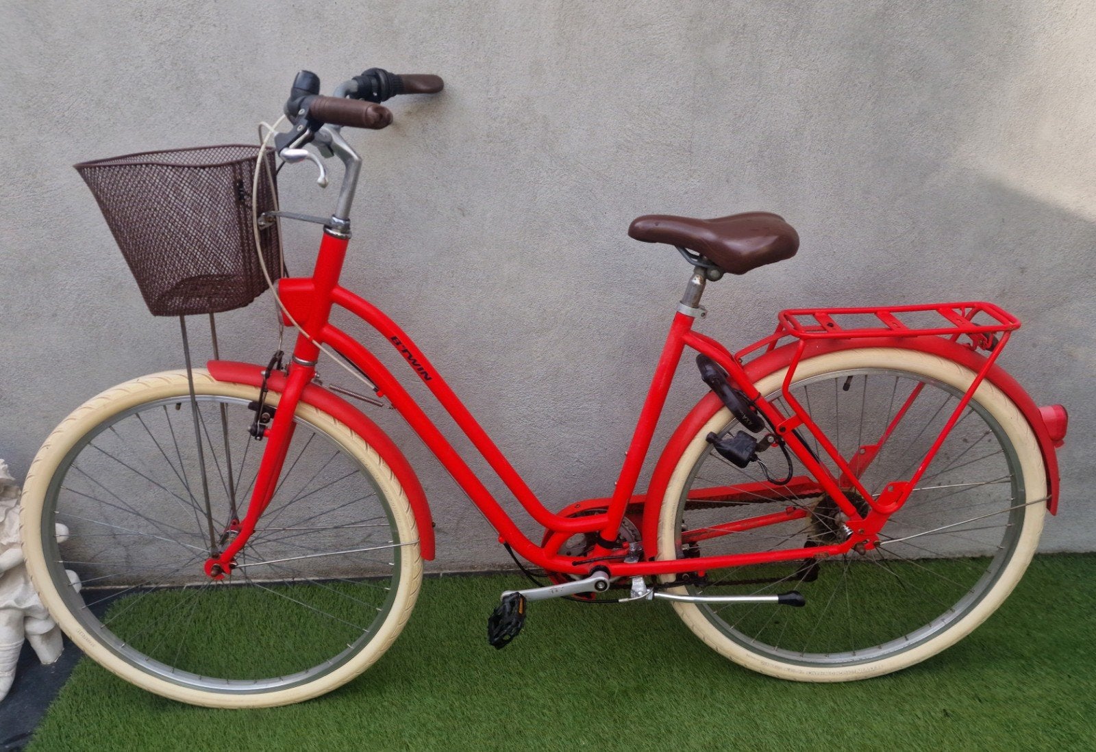 Elops damesfiets met mandje, Ophalen, Gebruikt, Velgrem, Versnellingen
