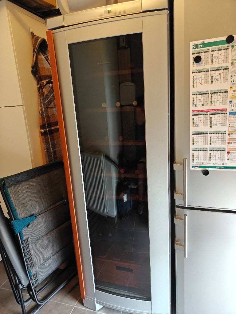 Wijnkast, Ophalen, 160 cm of meer, 45 tot 60 cm, Zonder vriesvak