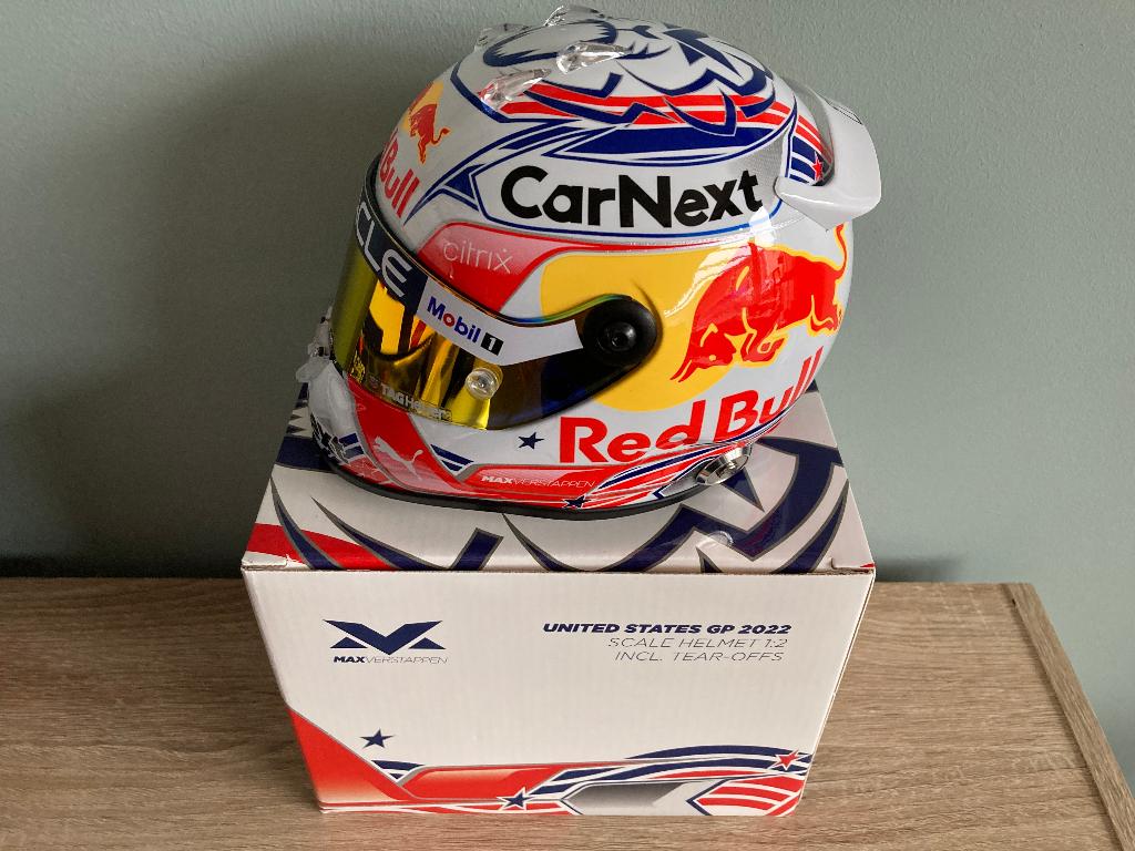 Max Verstappen 1:2 helm United States GP 2022 RB18 F1, Verzamelen, Ophalen of Verzenden, Nieuw, Formule 1