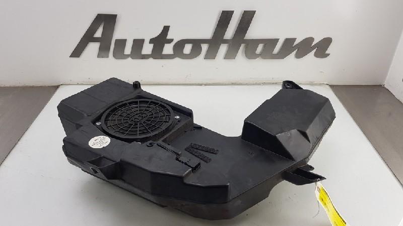 SUBWOOFER Audi A4 Avant (B7) (01-2004/06-2008), Gebruikt, Audi