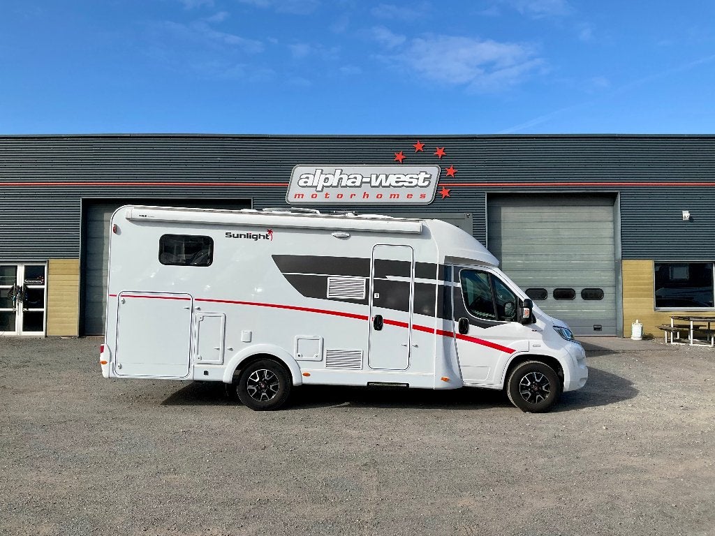 Sunlight T 67 S '21 140pk 2P, Full Option, slechts 23.250 km, Sunlight, Ringverwarming, Boiler, Fiat
