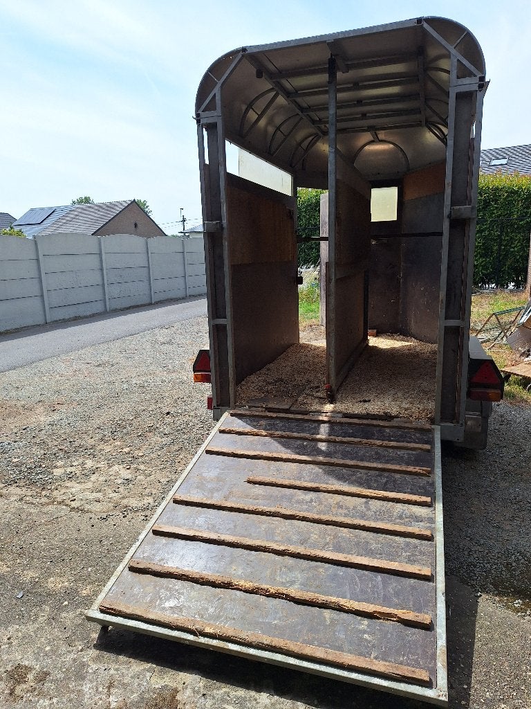 Trailer, Ophalen, Gebruikt, Overige materialen, 2-paards trailer
