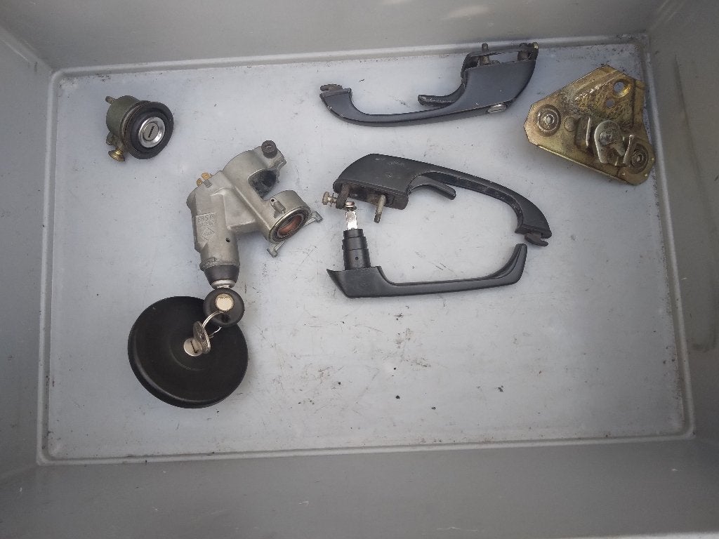 VW T3 Bus Slotenset met passende sleutel vanaf 1984, Ophalen of Verzenden, Links, Volkswagen, Deur
