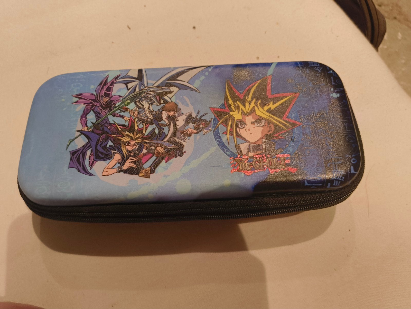 Étui pour Nintendo Switch par Yuc Gi Ho, Enlèvement, Utilisé