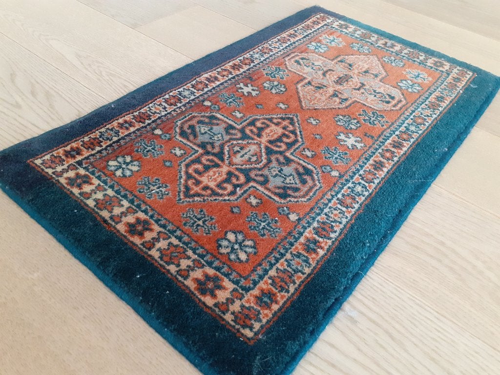 Handgeknoopt Oosters minitapijt (Karaja / Yastik) – 65x37 cm, Maison & Meubles, Enlèvement ou Envoi, 50 à 100 cm, Crème, Utilisé
