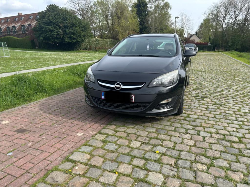 Opel Astra, Auto's, Euro 5, Zwart, 1400 cc, Particulier