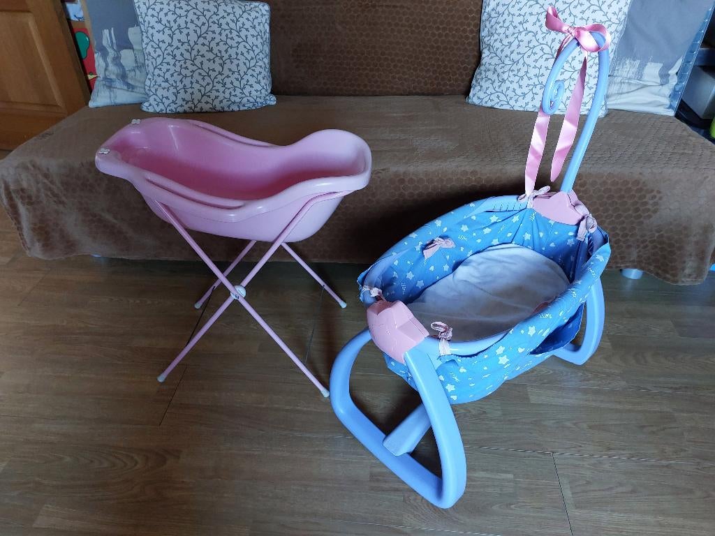 Smoby poppenwiegje met badje, Ophalen, Gebruikt, Babypop