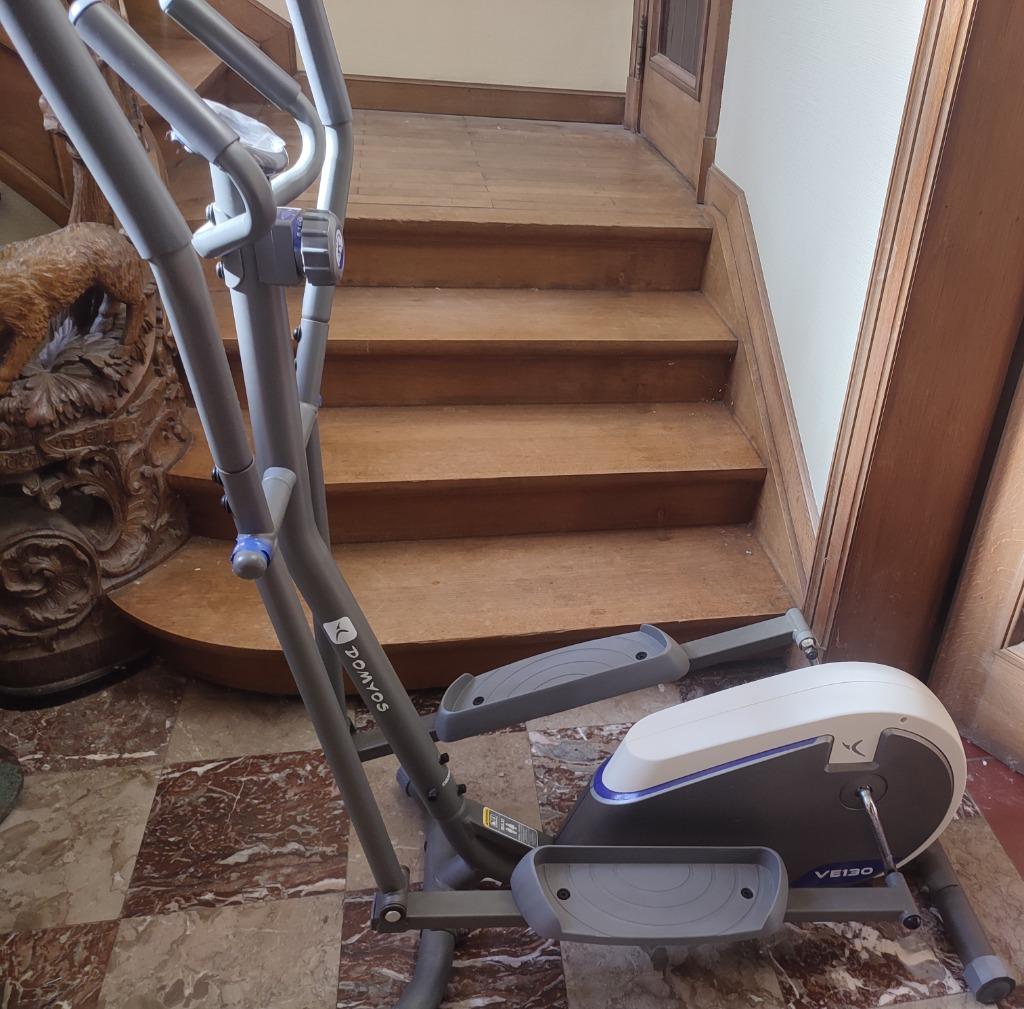 Vélo Elliptique Décathlon DOMYOS VE130, Ophalen, Benen, Gebruikt, Crosstrainer